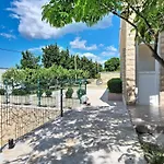 Ivan-1 By Interhome * Maslenica