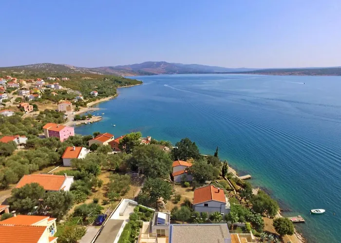 Apartamento Ivan-1 By Interhome