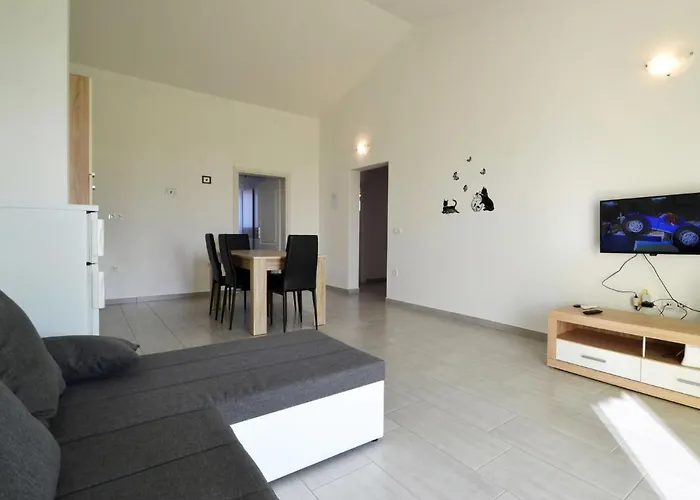 Apartamento Ivan-1 By Interhome Maslenica