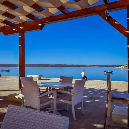 Ivan-1 By Interhome Maslenica